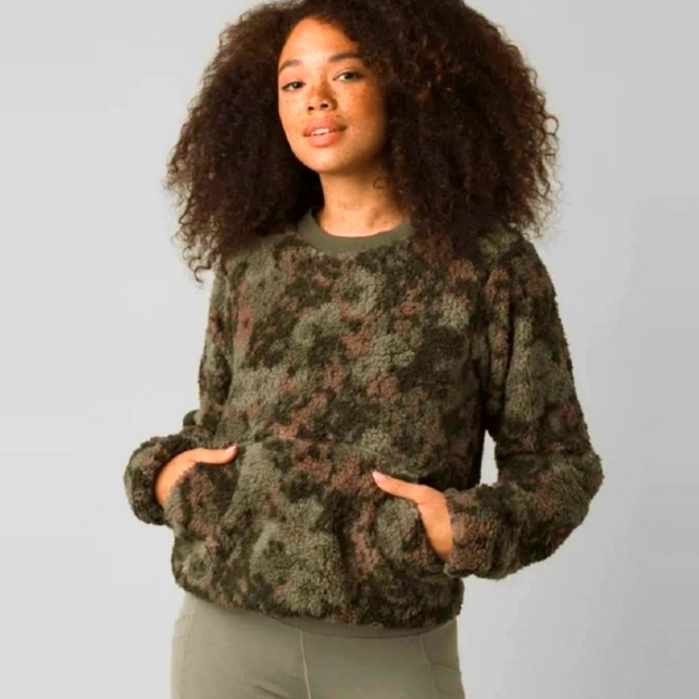 NWT Prana Polar Escape Reversable Sherpa Sweatshirt Kale Wildflower Olive Large